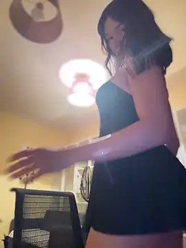 Snapshot of Carlita_cute chatting on November 12, 10:20 pm Carlita cute online show from November 12, 10:20 pm