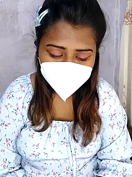 Snapshot of Sexy--queen1 chatting on January 11, 3:23 am Sexy--queen1 online show from January 11, 3:23 am