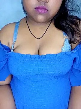 Snapshot of Sexy--queen1 chatting on September 20, 8:37 am Sexy--queen1 online show from September 20, 8:37 am