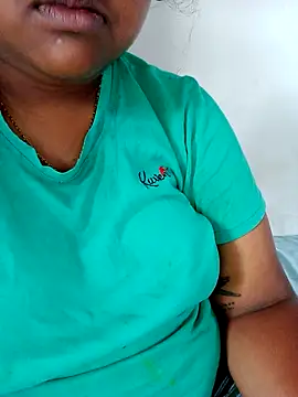 Snapshot of Sexy--queen1 chatting on November 14, 1:59 am Sexy--queen1 online show from November 14, 1:59 am