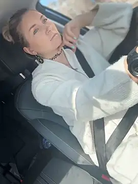 Crazy-Rosa online show from March 11, 6:19 am