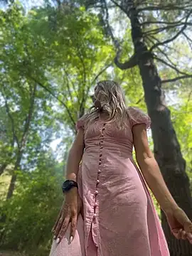 Crazy-Rosa online show from July 28, 5:58 am