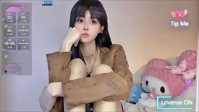 Snapshot of O0_0Q chatting on December 2, 7:38 pm O0 0Q online show from December 2, 7:38 pm