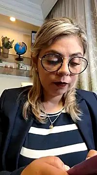 Snapshot of Cata_Office-12 chatting on January 29, 7:43 pm Cata Office-12 online show from January 29, 7:43 pm
