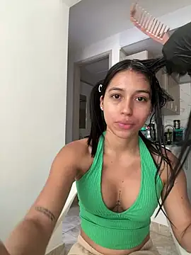 LinayAndValenMVP online show from March 15, 6:03 pm