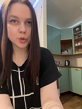 Snapshot of Marylallka5 chatting on February 21, 5:31 pm Marylallka5 online show from February 21, 5:31 pm