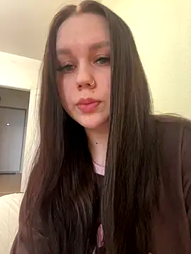 Snapshot of Marylallka5 chatting on November 19, 9:53 am Marylallka5 online show from November 19, 9:53 am