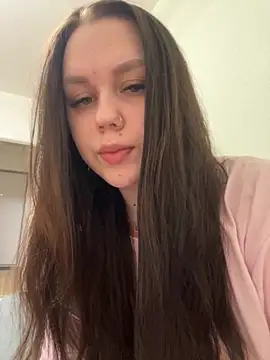 Snapshot of Marylallka5 chatting on November 25, 1:22 pm Marylallka5 online show from November 25, 1:22 pm