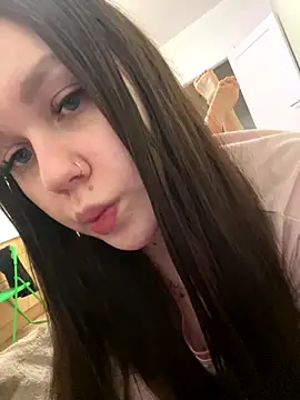 Snapshot of Marylallka5 chatting on January 6, 6:11 pm Marylallka5 online show from January 6, 6:11 pm