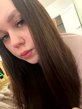 Snapshot of Marylallka5 chatting on January 11, 5:23 am Marylallka5 online show from January 11, 5:23 am