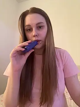 Marylallka5 online show from July 5, 5:47 am