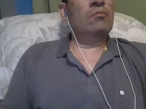 Snapshot of lover_camer chatting on March 10, 3:01 am lover camer online show from March 10, 3:01 am