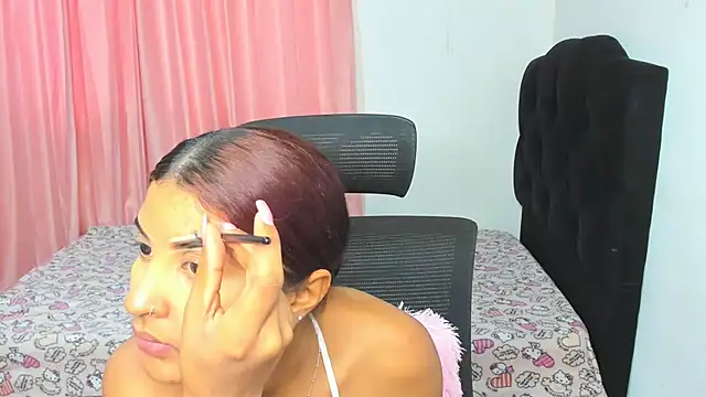 Snapshot of FalakRese chatting on January 24, 7:18 pm FalakRese online show from January 24, 7:18 pm