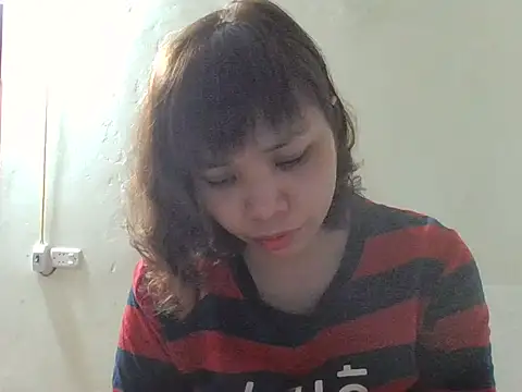 Angela-Eira online show from December 5, 10:24 am