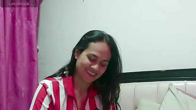 Snapshot of aphodite_gael chatting on February 27, 6:42 pm aphodite gael online show from February 27, 6:42 pm