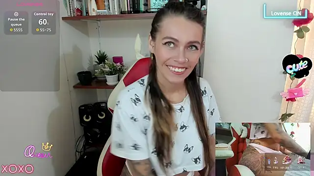 sweetlittlelisa online show from May 13, 9:22 pm