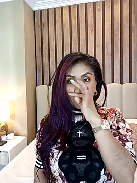 MonicaMoret online show from March 18, 12:03 pm