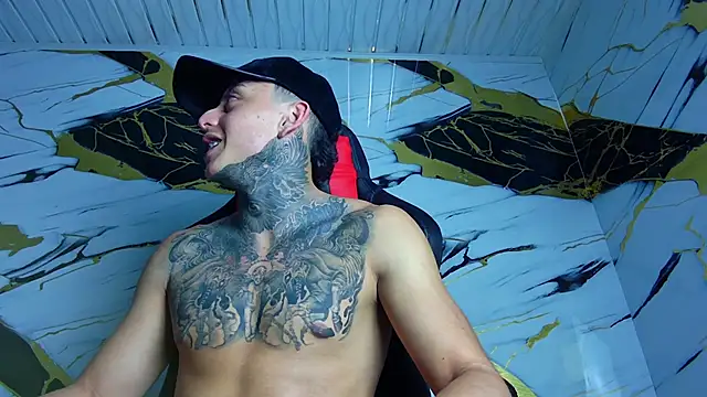 Kevin22 222 online show from February 2, 6:15 am