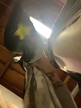 bighung1990 online show from October 20, 7:36 pm