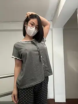 Baby Claraa online show from March 7, 8:45 am