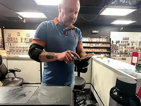 Snapshot of RawRyder8 chatting on November 26, 2:23 am RawRyder8 online show from November 26, 2:23 am