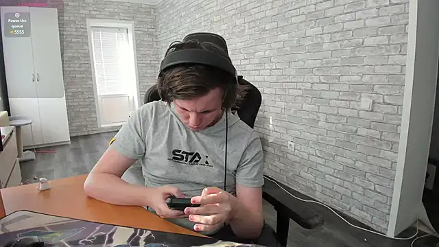 Snapshot of iliaskrislove chatting on February 28, 10:09 am iliaskrislove online show from February 28, 10:09 am