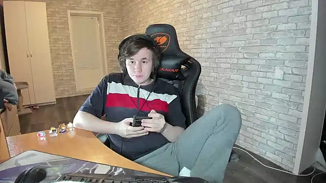 Snapshot of iliaskrislove chatting on March 22, 8:04 pm iliaskrislove online show from March 22, 8:04 pm