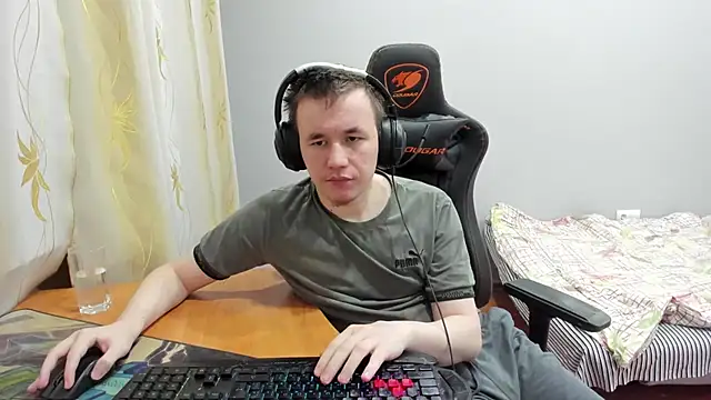 iliaskrislove online show from November 16, 11:43 pm