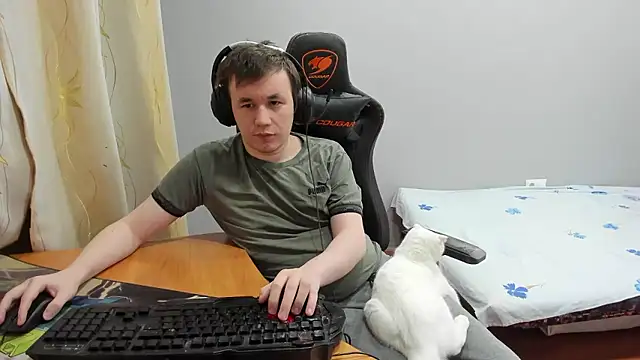 iliaskrislove online show from January 7, 4:31 pm