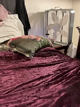 FreakNastyLacie online show from March 7, 1:51 pm