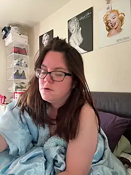 FreakNastyLacie online show from April 27, 12:25 pm