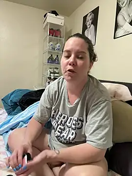 FreakNastyLacie online show from May 19, 9:32 pm
