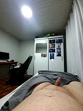 Snapshot of gordinhopp chatting on May 18, 2:51 am gordinhopp online show from May 18, 2:51 am