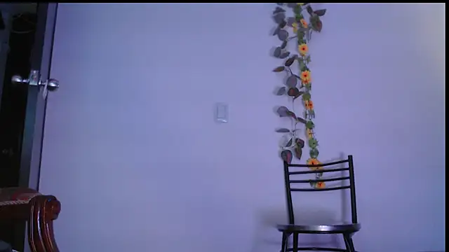 Snapshot of Anto055 chatting on January 30, 11:22 am Anto055 online show from January 30, 11:22 am