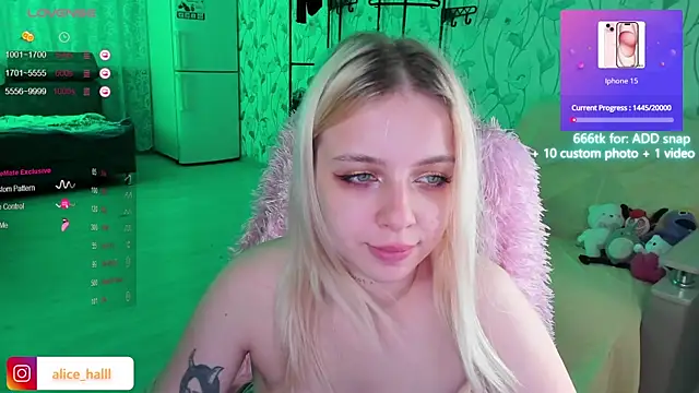 Alice Halle online show from December 4, 11:52 am