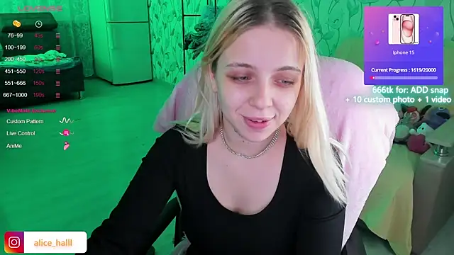 Alice Halle online show from December 5, 9:06 am