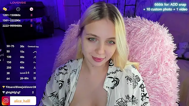 Alice Halle online show from December 7, 6:04 pm