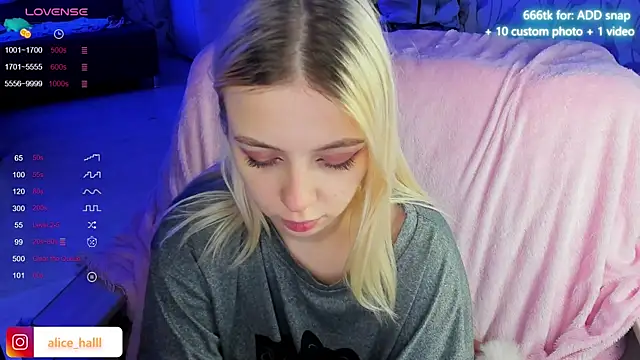 Alice Halle online show from December 16, 6:43 am