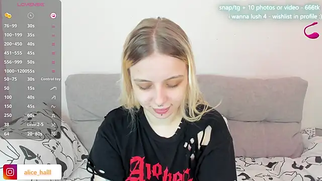 Alice Halle online show from March 8, 8:44 am