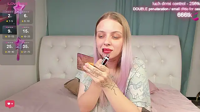 Alice Halle online show from October 16, 11:55 am