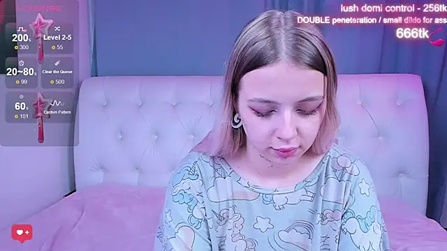 Alice Halle online show from October 23, 9:19 am