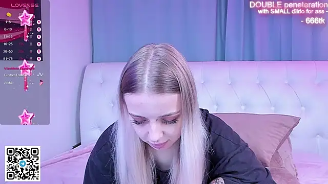 Alice Halle online show from November 12, 5:30 am