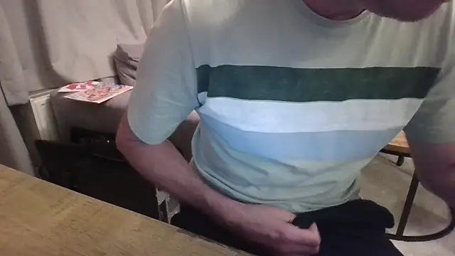 Michealtje85 online show from December 18, 8:48 pm