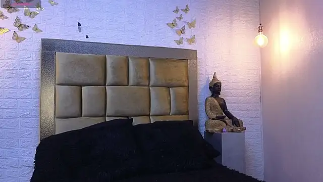 Snapshot of ximenawilliamss chatting on October 28, 8:33 pm ximenawilliamss online show from October 28, 8:33 pm