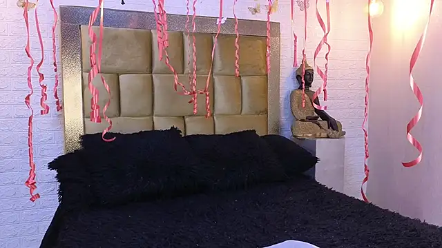 Snapshot of ximenawilliamss chatting on November 15, 10:34 am ximenawilliamss online show from November 15, 10:34 am