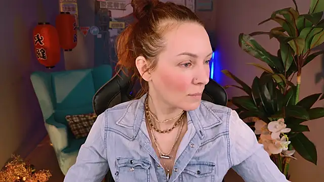 Snapshot of VandaRossi chatting on January 22, 5:05 am VandaRossi online show from January 22, 5:05 am