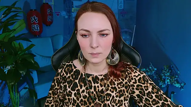 Snapshot of VandaRossi chatting on March 6, 1:35 pm VandaRossi online show from March 6, 1:35 pm