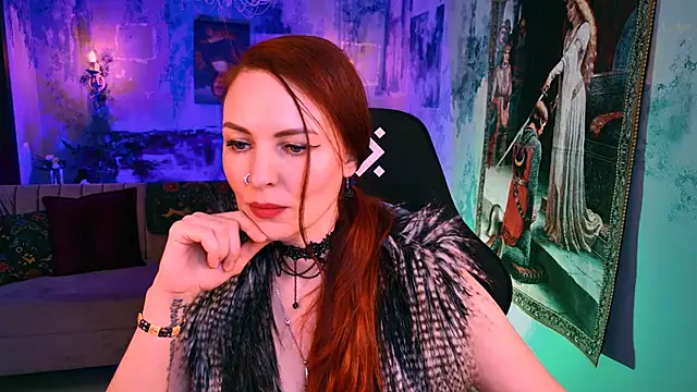 Snapshot of VandaRossi chatting on March 22, 2:36 pm VandaRossi online show from March 22, 2:36 pm