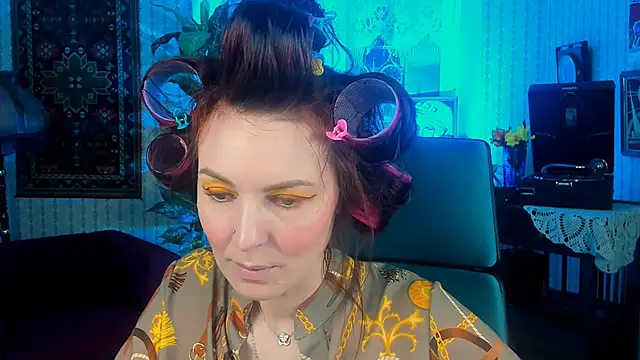 Snapshot of VandaRossi chatting on October 9, 11:08 am VandaRossi online show from October 9, 11:08 am