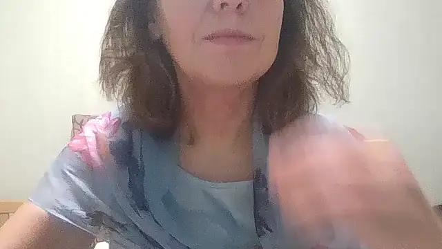 HollyJewel online show from November 11, 6:52 pm